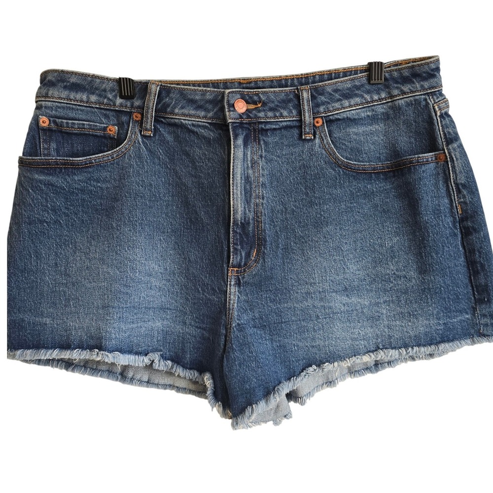 PINK Victoria's Secret High Rise Denim Cutoff Shorts Medium Wash Blue Size 18